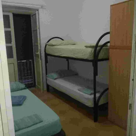 בית נופש Mimose *